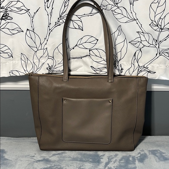 a new day Handbags - A New Day Elegant Taupe Tote Bag